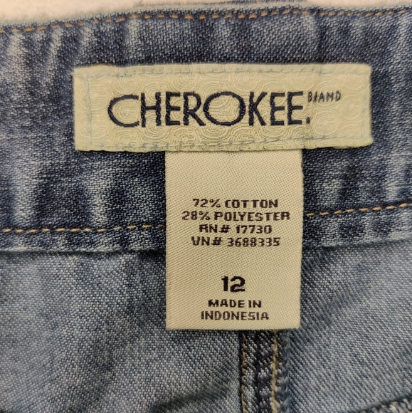Cherokee vintage blue denim skirt size 12 - Picture 3 of 3